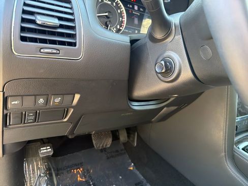 Certified 2024 Nissan Armada Platinum w/ Captain's Chairs Package image 21