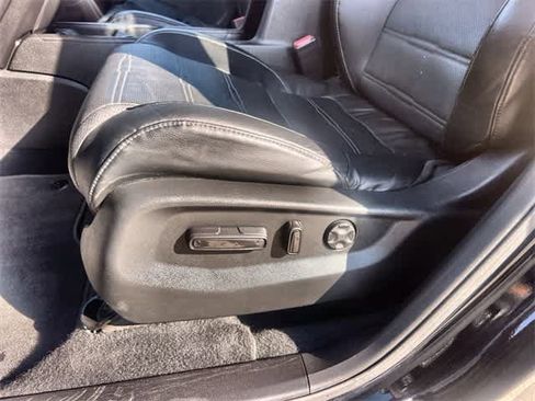 Certified 2019 Honda CR-V Touring image 31