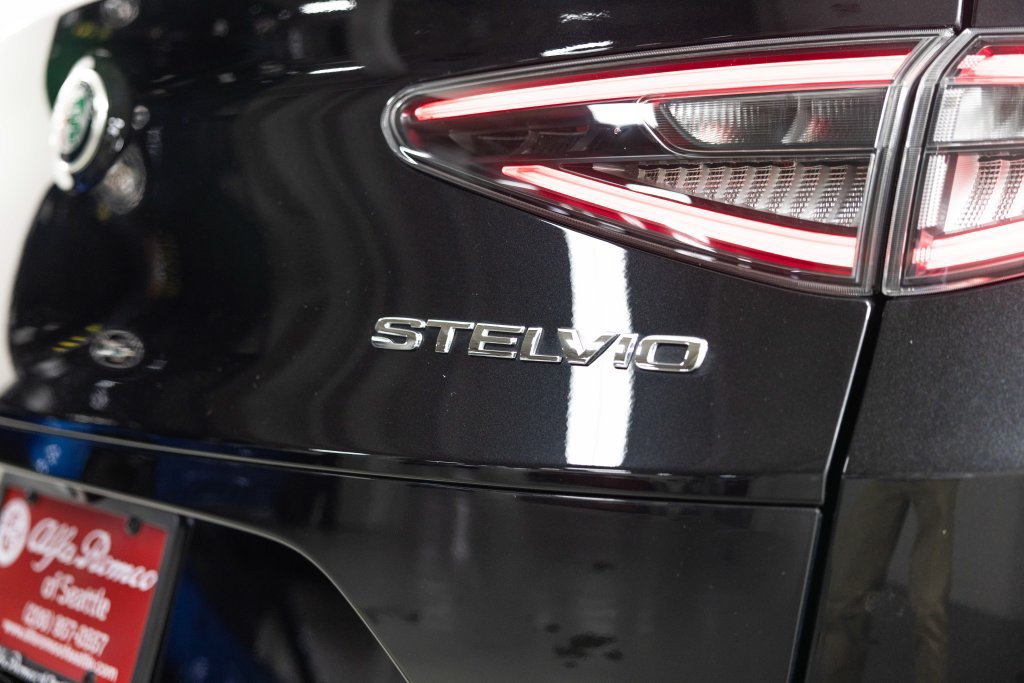 New 2026 Alfa Romeo Stelvio Sprint AWD/4WD image 15