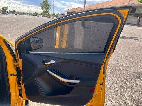 Used 2013 Ford Focus ST image 18