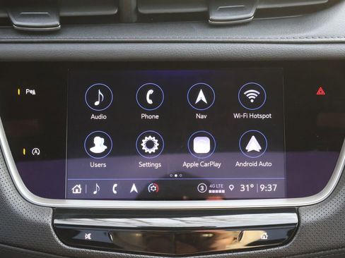 Used 2025 Cadillac XT5 Premium Luxury image 17