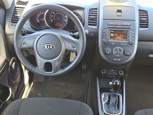 Used 2012 Kia Soul + w/ Audio Pkg FWD image 25
