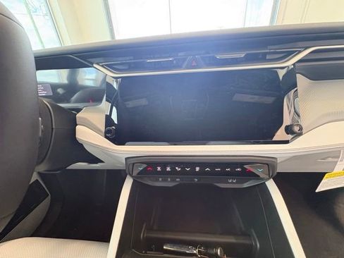 New 2026 Jeep Cherokee Limited AWD/4WD image 27