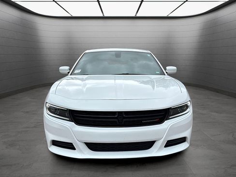 Used 2022 Dodge Charger SXT image 4