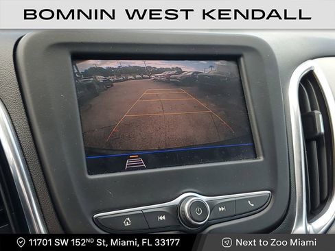 Used 2021 Chevrolet Equinox LS image 24