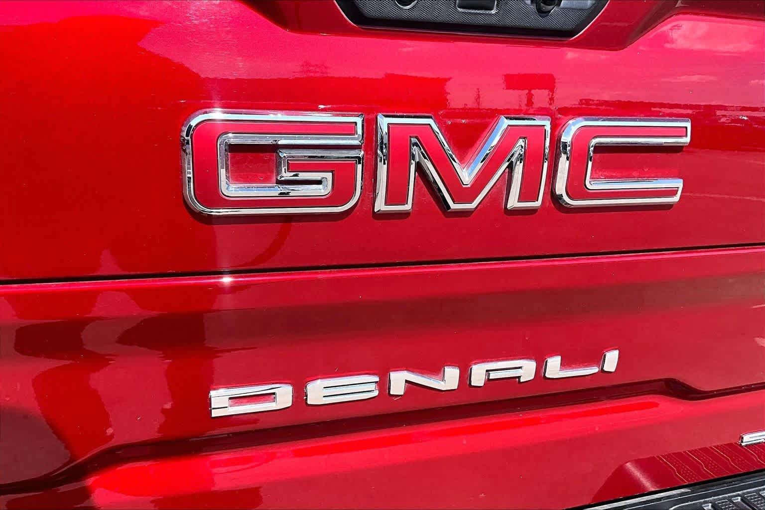Used 2023 GMC Sierra 1500 Denali w/ Denali Reserve Package AWD/4WD image 30