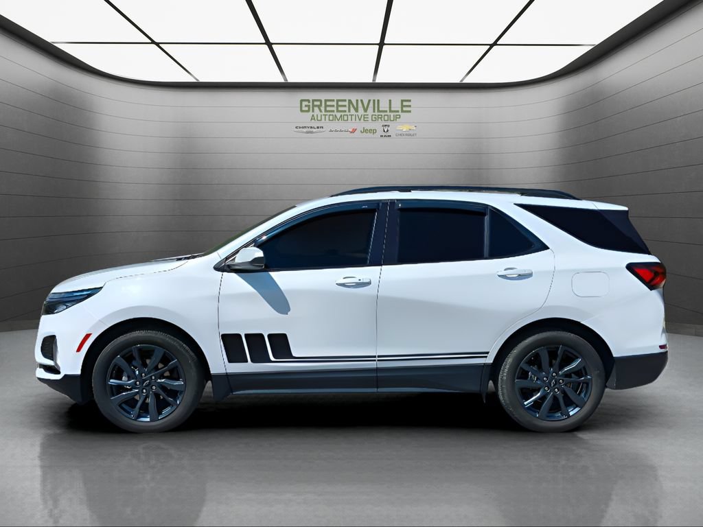 Used 2023 Chevrolet Equinox RS FWD image 2