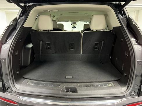 Certified 2023 Buick Enclave Essence AWD/4WD image 25