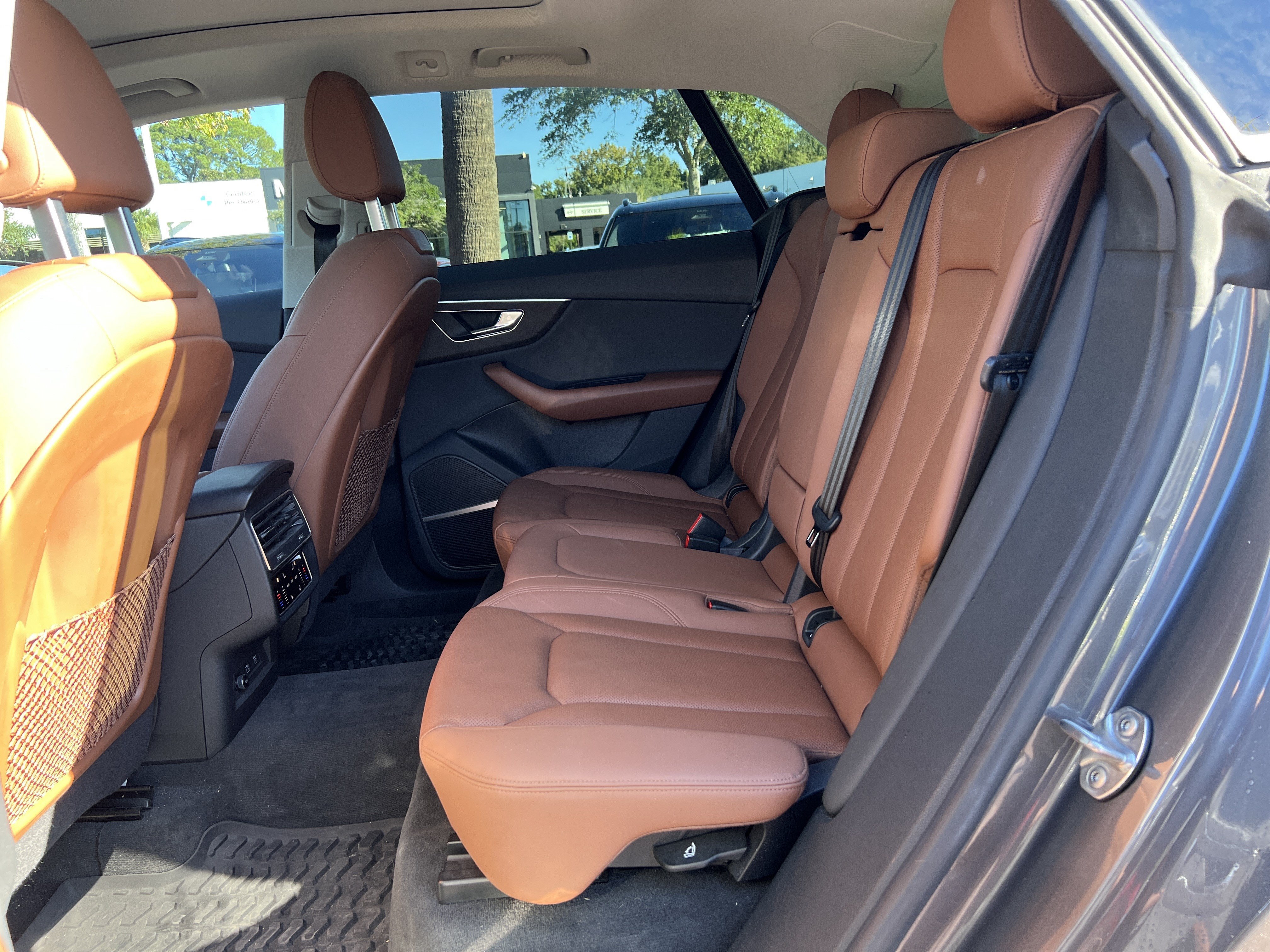 Used 2021 Audi Q8 Premium Plus w/ Premium Plus Package AWD/4WD image 30