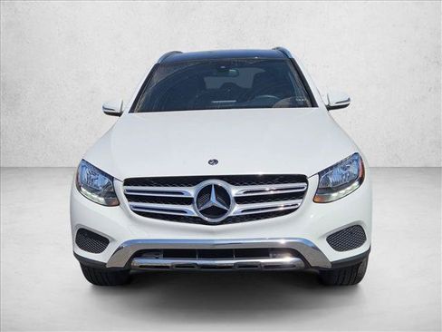 Used 2019 Mercedes-Benz GLC 300 image 2