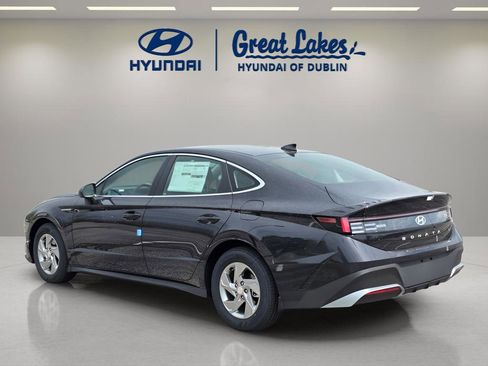 New 2026 Hyundai Sonata SE FWD image 3