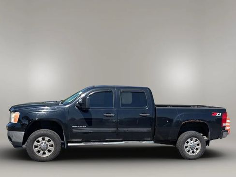 Used 2012 GMC Sierra 2500 SLE w/ SLE Preferred Package AWD/4WD image 5