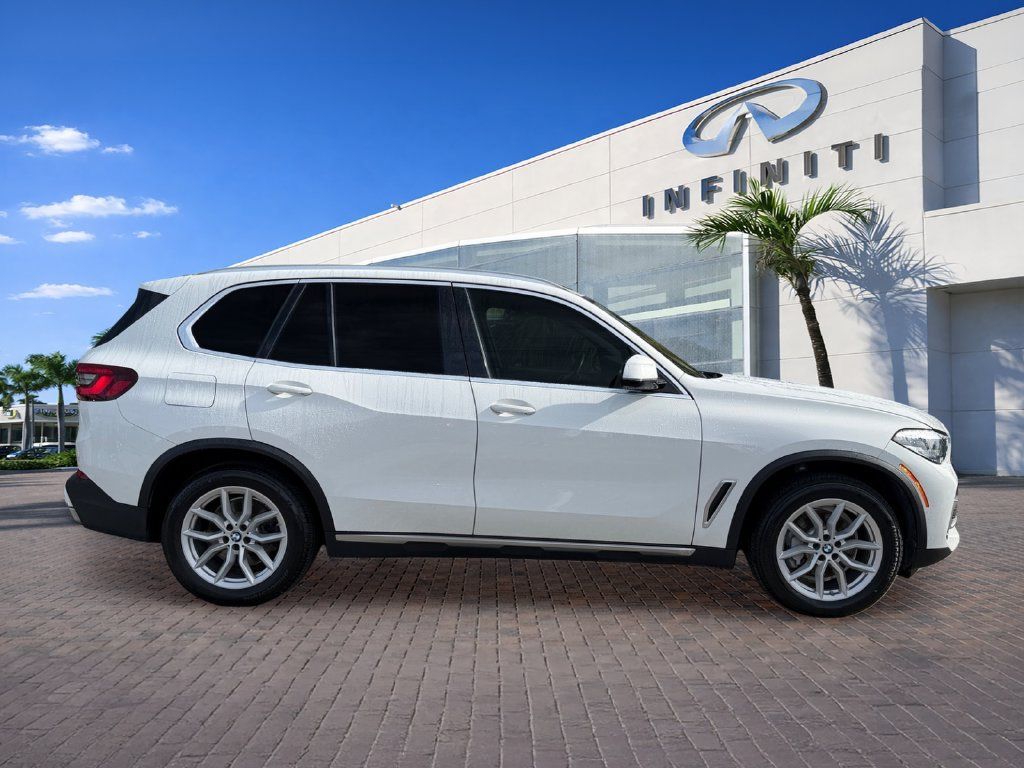 Used 2020 BMW X5 xDrive40i w/ Convenience Package AWD/4WD image 8