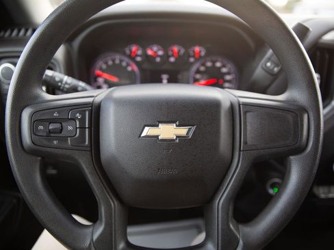 Certified 2023 Chevrolet Silverado 1500 Custom image 12