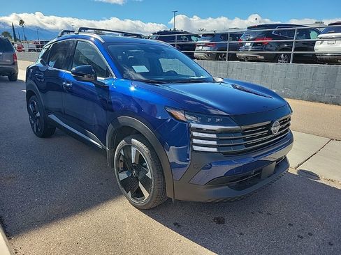 New 2026 Nissan Kicks SR w/ Cold Weather Package image 9