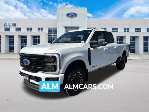 Certified 2026 Ford F250 Platinum AWD/4WD image 1