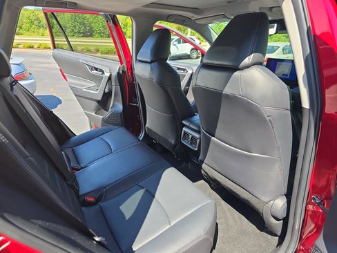 Certified 2024 Toyota RAV4 XLE Premium AWD/4WD image 11