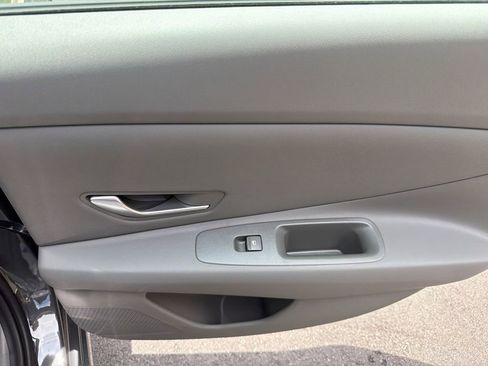 New 2026 Hyundai Elantra SEL Sport Premium FWD image 17