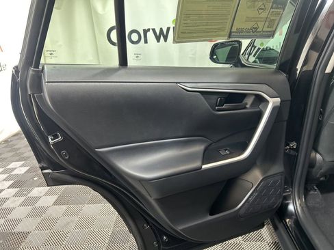 Used 2025 Toyota RAV4 LE image 18