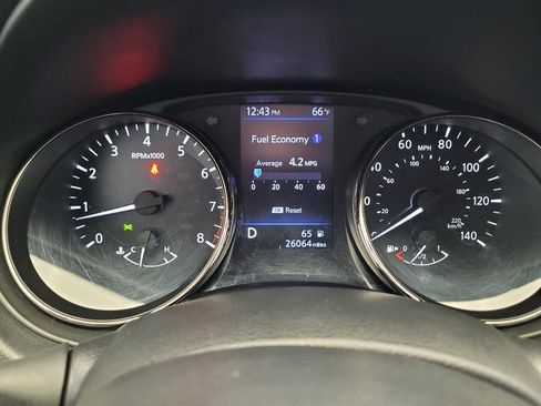 Used 2021 Nissan Rogue Sport S image 23