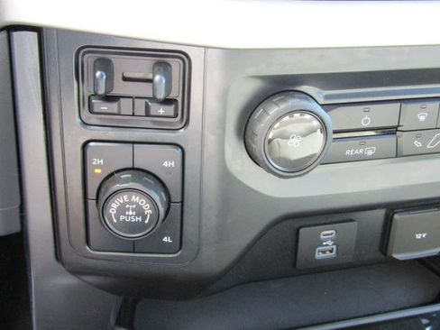 Certified 2021 Ford F150 XLT w/ Max Trailer Tow Package image 22