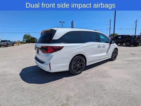 Used 2025 Honda Odyssey Sport-L image 4