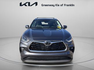 Used 2023 Toyota Highlander Platinum video 2