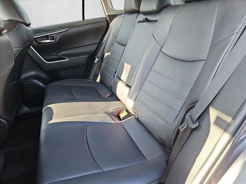 Used 2022 Toyota RAV4 XLE Premium FWD image 19