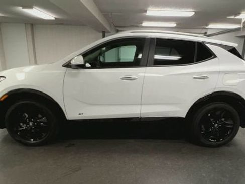 Certified 2026 Buick Encore GX Sport Touring w/ Comfort Package FWD image 5