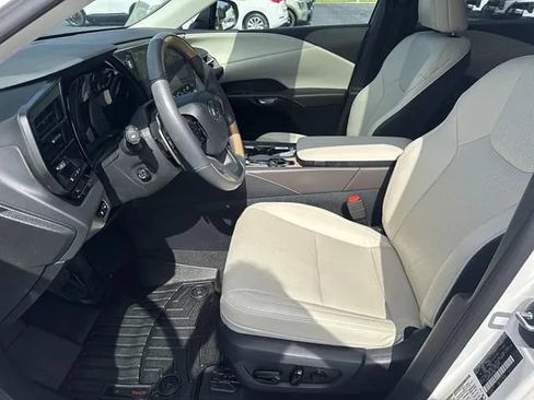 Used 2024 Lexus RX 350 Premium Plus w/ Convenience Package AWD/4WD image 9