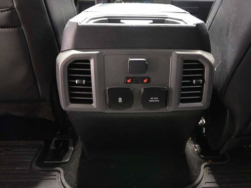 Used 2019 Ford F150 Raptor w/ Equipment Group 802A Luxury AWD/4WD image 9