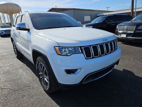 Used 2019 Jeep Grand Cherokee Limited AWD/4WD image 11