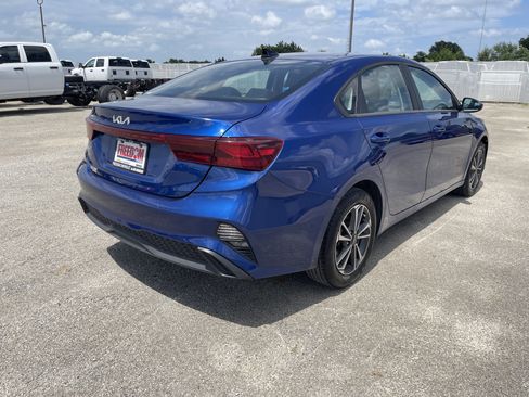 Used 2024 Kia Forte Sedan FWD image 4