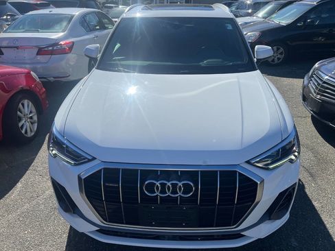 Used 2019 Audi Q3 2.0T Premium Plus image 9