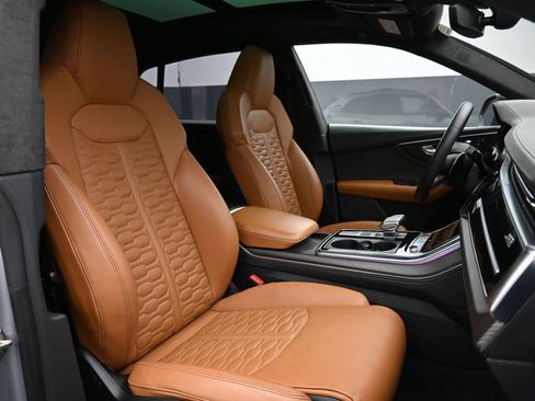 Used 2021 Audi RS Q8 image 25