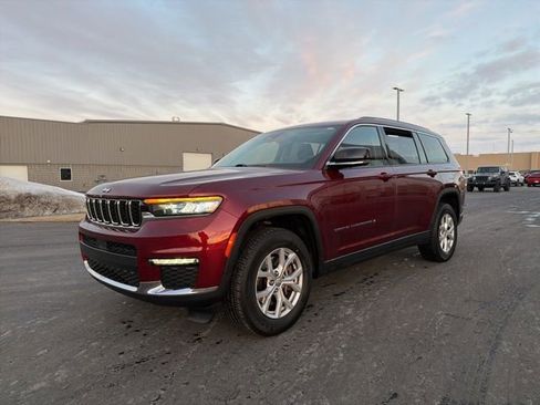 Used 2021 Jeep Grand Cherokee L Limited image 3