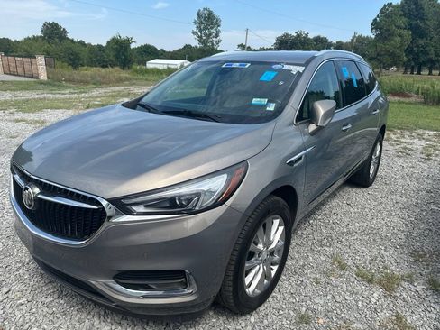 Used 2018 Buick Enclave Premium FWD image 1