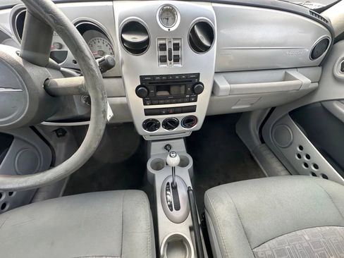 Used 2009 Chrysler PT Cruiser image 11