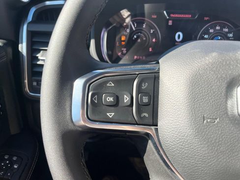 New 2026 RAM 2500 Laramie AWD/4WD image 17