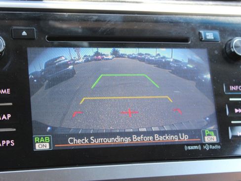 Used 2017 Subaru Outback 3.6R Touring AWD/4WD image 20