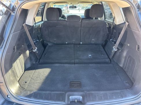 Used 2015 Nissan Pathfinder SV w/ Trailer Tow Package image 17