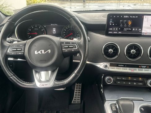 Certified 2023 Kia Stinger GT2 image 17
