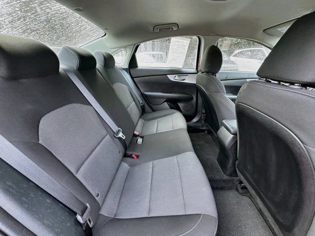 Certified 2023 Kia Forte LXS w/ LXS Technology Package FWD image 23