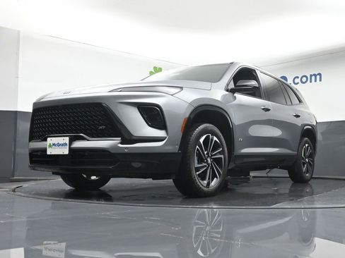 New 2026 Buick Enclave Sport Touring w/ Super Cruise Package image 6