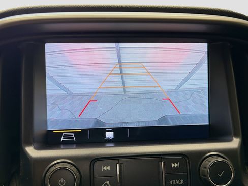 Used 2022 Chevrolet Colorado Z71 image 16