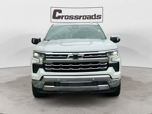 Used 2022 Chevrolet Silverado 1500 LTZ w/ LTZ Premium Package AWD/4WD image 8