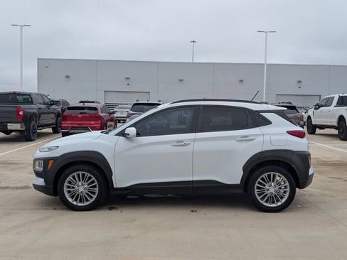 Used 2020 Hyundai Kona SEL FWD image 3