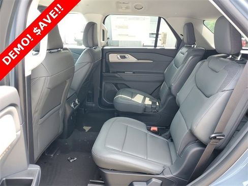 New 2025 Ford Explorer Active w/ Active Comfort Package image 26