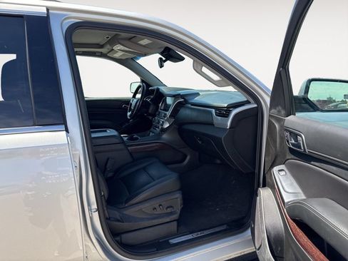 Used 2019 GMC Yukon SLT w/ Open Road Package AWD/4WD image 21
