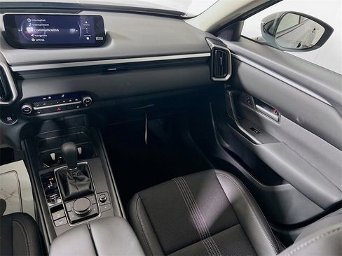 Used 2025 MAZDA CX-50 AWD 2.5 S w/ Preferred Package image 19